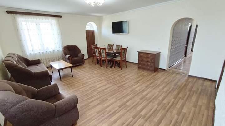 Elegaya Guest House Ijevan Εξωτερικό φωτογραφία